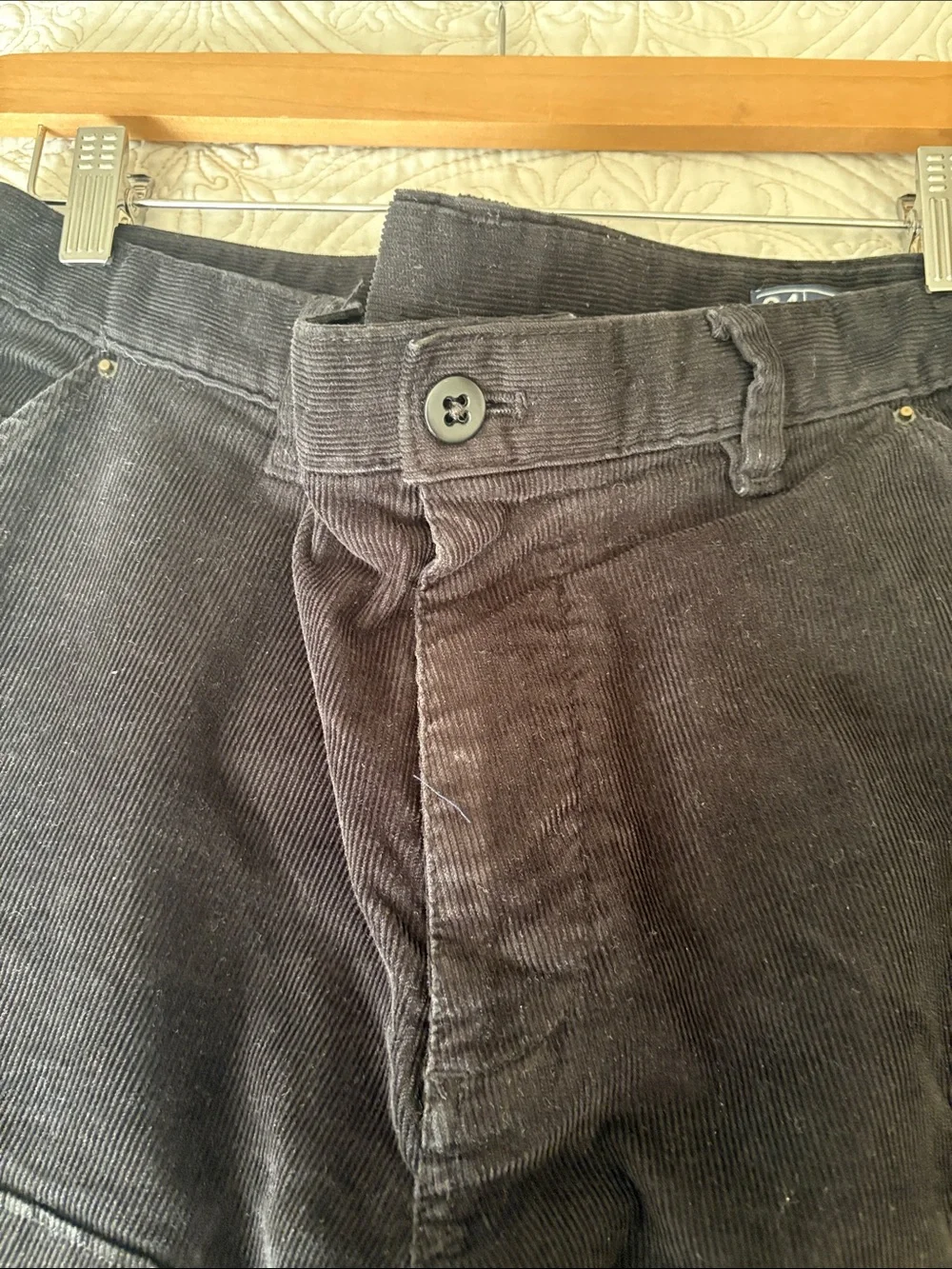 GAP Men’s Black Corduroy Carpenter Pants